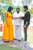 Chethilo Cheyyesi Cheppu Bava Movie Opening